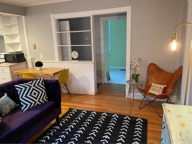 Photo - 4915 S Woodlawn Ave Unit Coach House