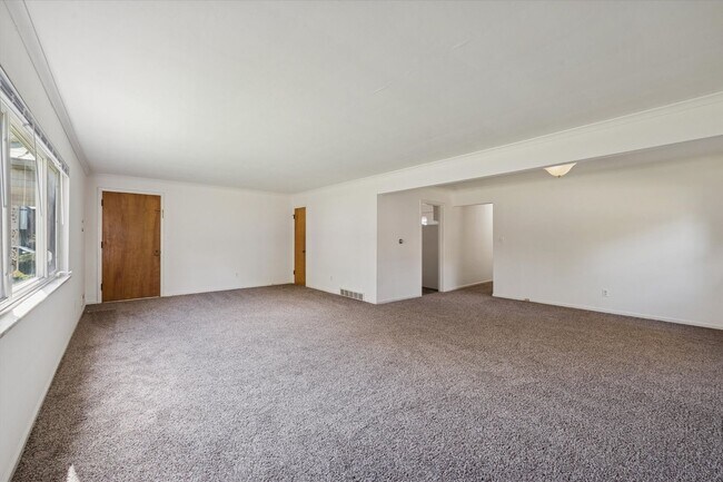 Photo - 2127 Collinway St Unit 2