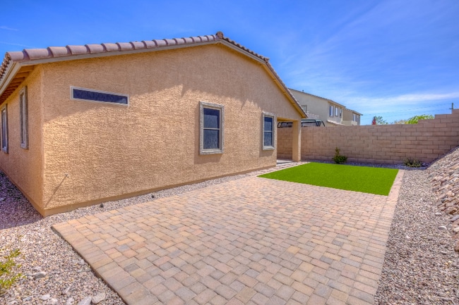 Photo - 8291 E Magee Hill Loop