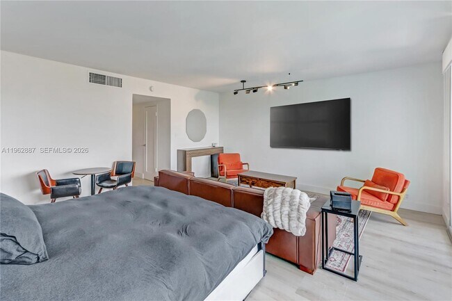 Photo - 1000 West Ave Unit 506