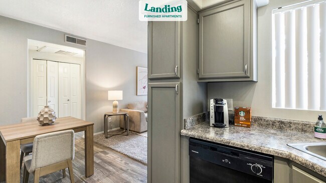 Photo - 1300 W Warner Rd Unit 2012.825479