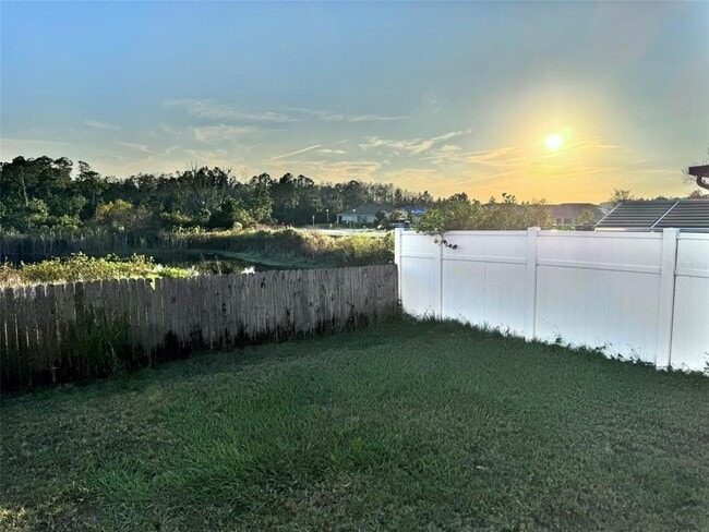 Photo - 664 Canna Dr