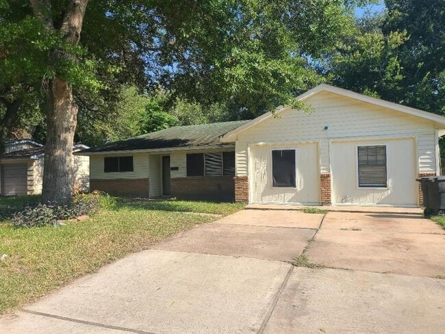 Photo - 5203 Kelling St House