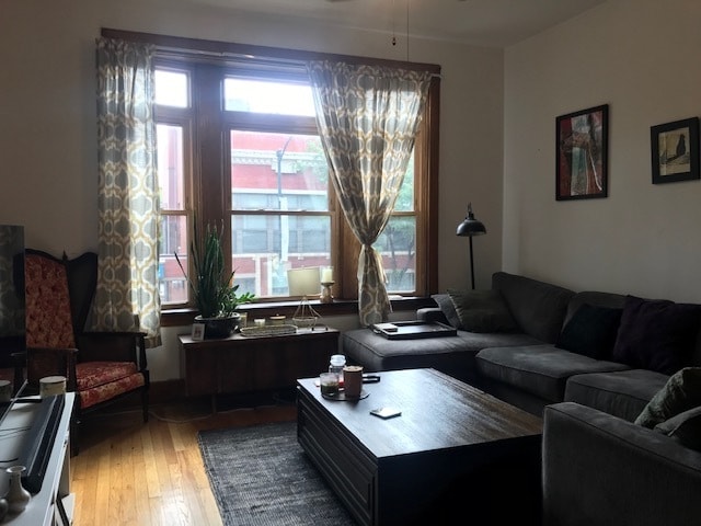 Photo - 2935 N Milwaukee Ave Unit 3