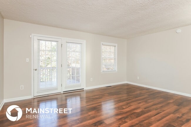 Photo - 3709 Phillips Way W House