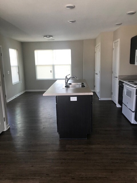 Photo - Towne Creek Crossing