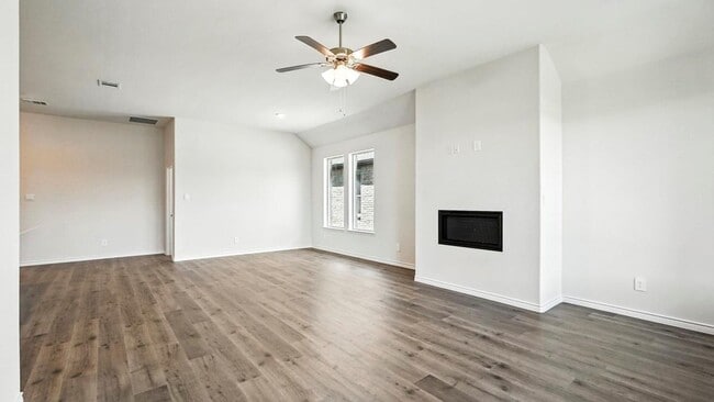 Photo - Welcome to this stunning 4-bed, 2-bath home with flex space, style, and comfort throughout!