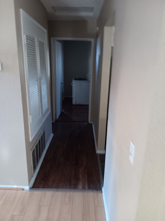 Photo - 1025 N Tippecanoe Ave Unit 235