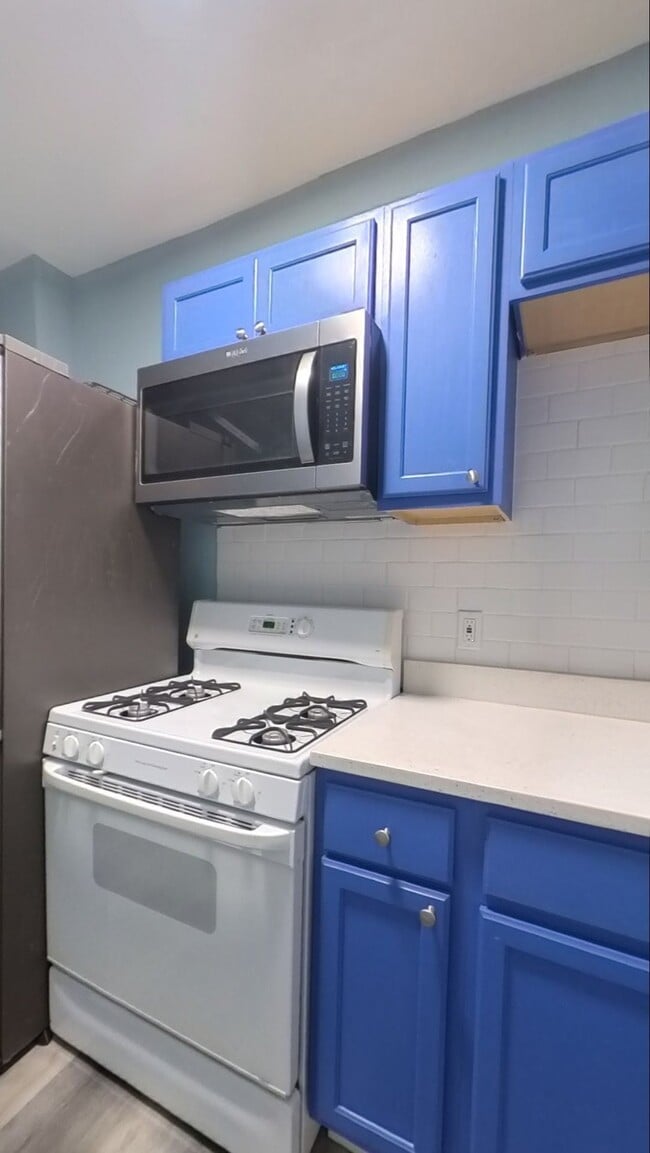 Photo - 2322 Aiken St