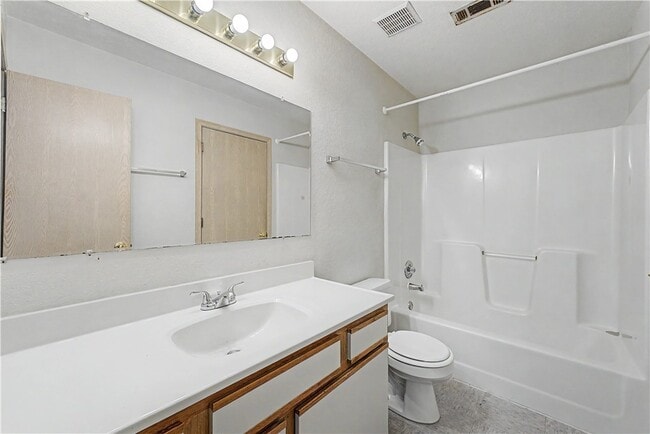 Photo - 1366 E Sequoyah Ct