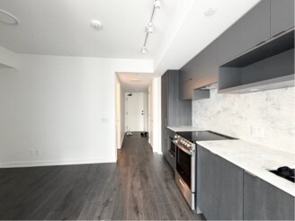 Photo - 1 BED - 1 BATH - TORONTO - CONDO Unité 1810