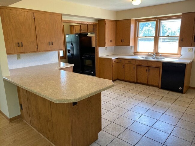 Photo - 4 Bed 2.5 Bath Single Family Home in Wausau