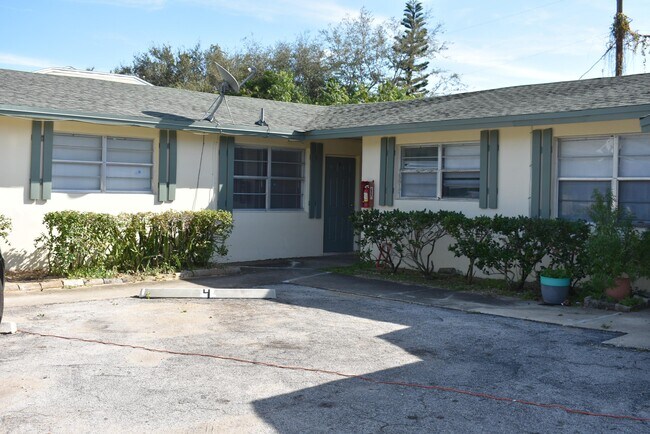 Photo - 207 Southland Dr
