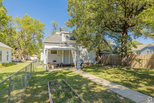 Building Photo - 3029 S St Unit 1 Rental