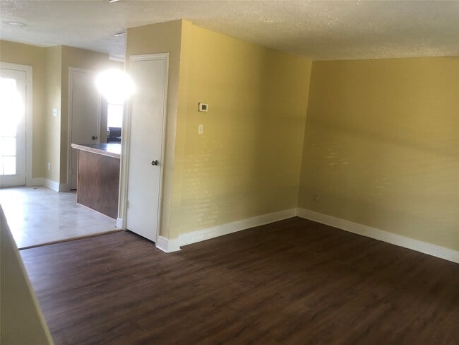 Photo - 9308 Westwood Village Dr Unit 21