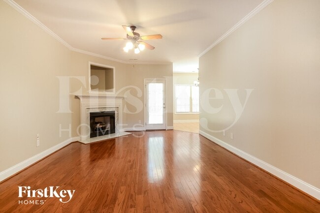 Photo - 4345 Canterbury St