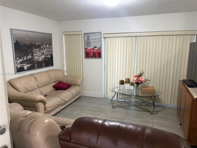 Photo - 6725 NW 174th Terrace Unit I-12