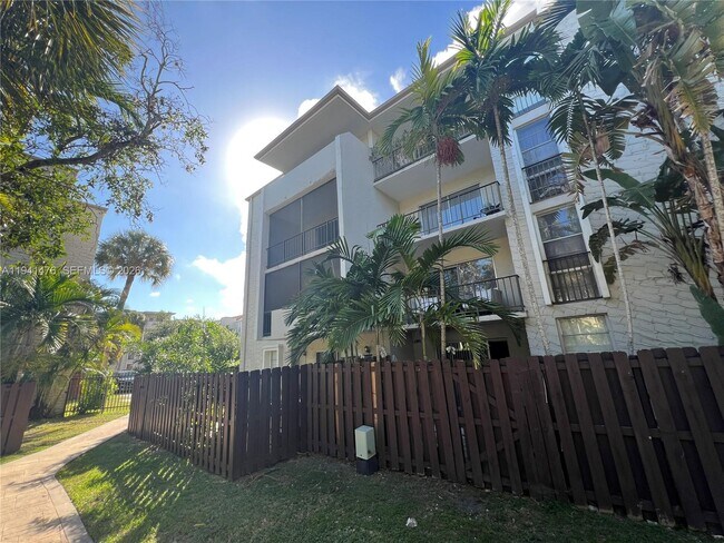 Photo - 6900 N Kendall Dr Unit A309