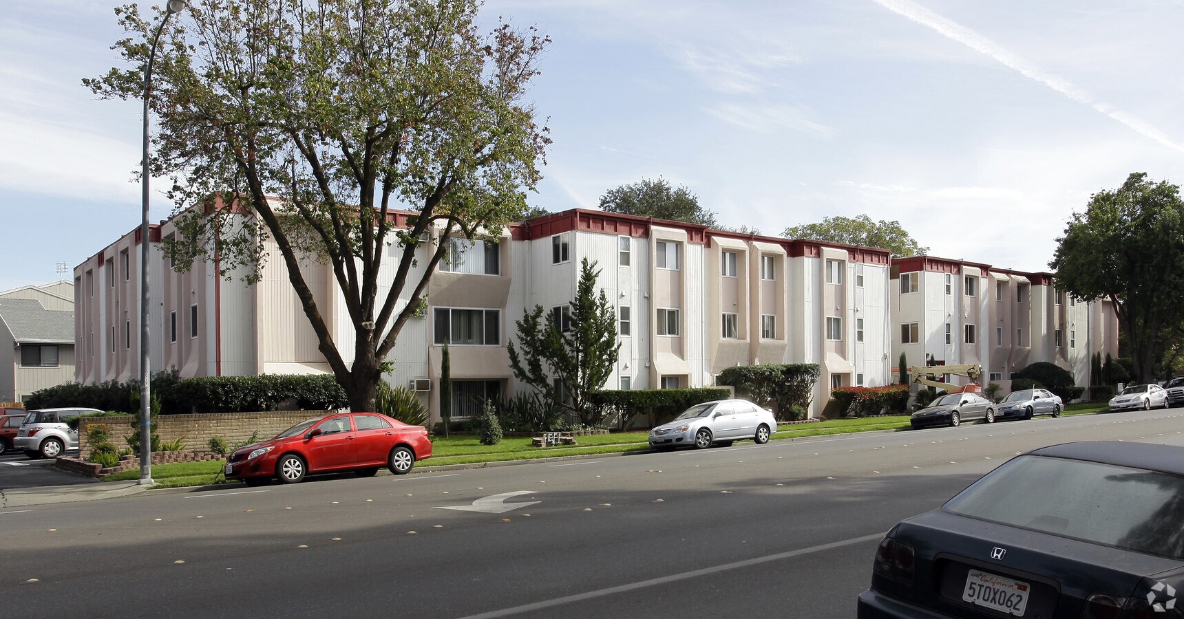 Woodside Apartments - Woodside Apartments