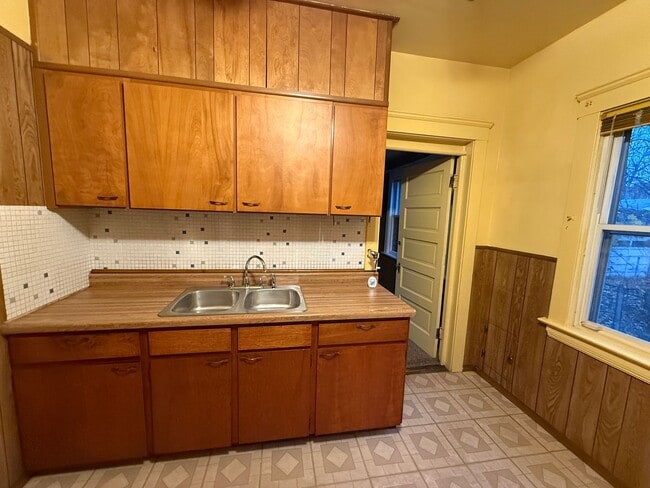 Photo - Cleveland East Side Single Home