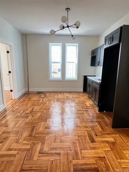 Building Photo - 486 E 95th St Unit 1R Rental