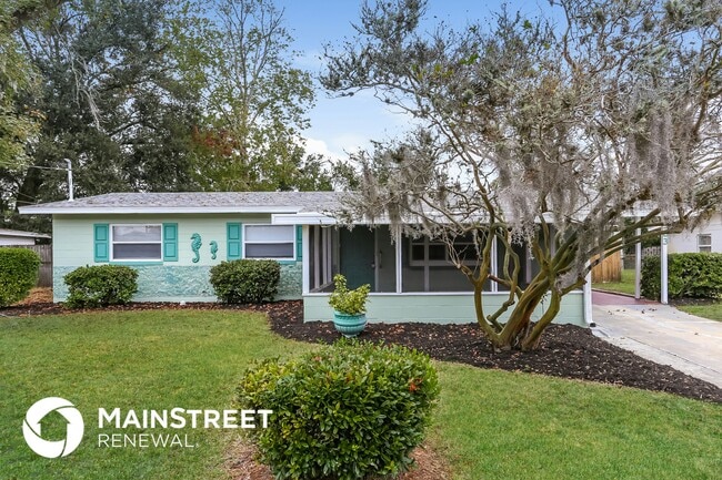 Photo - 303 Renne Dr N House
