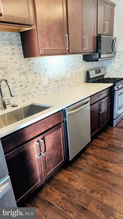 Photo - 6100 Westchester Park Dr