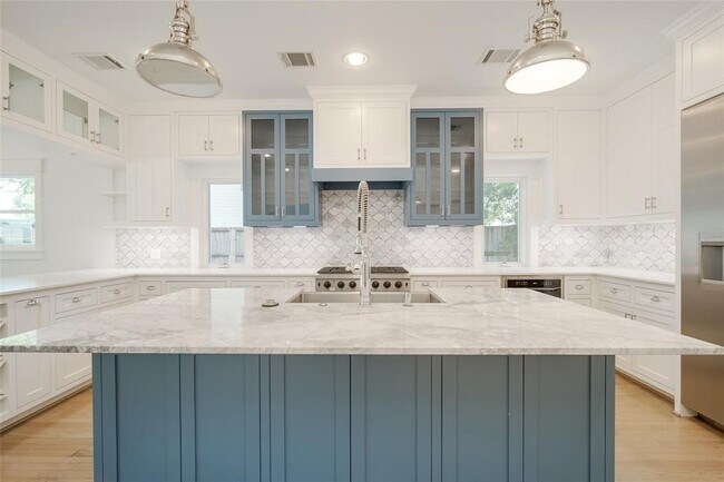 Photo - 4814 Siegel St