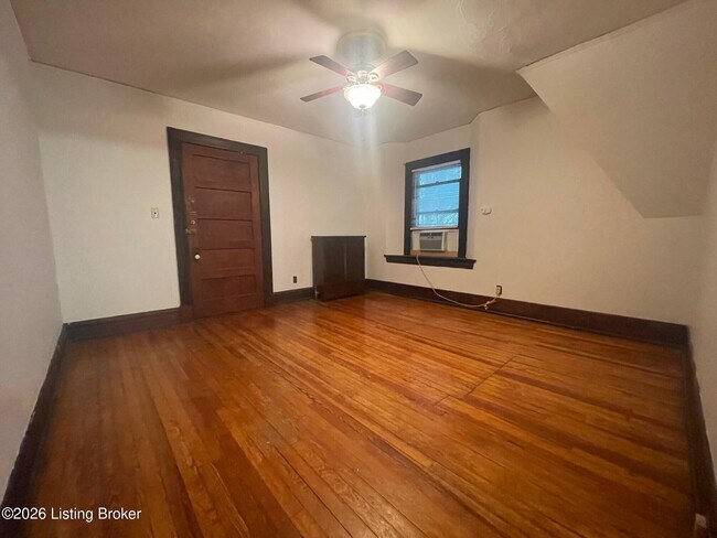 Photo - 1401 E Breckinridge St Unidad 4