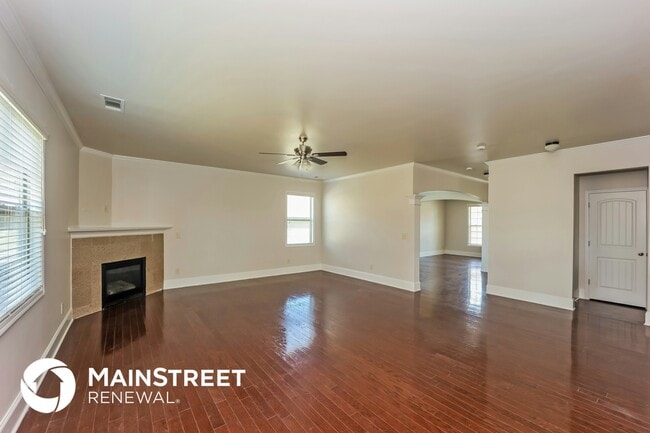 Photo - 561 Greyhound Ct