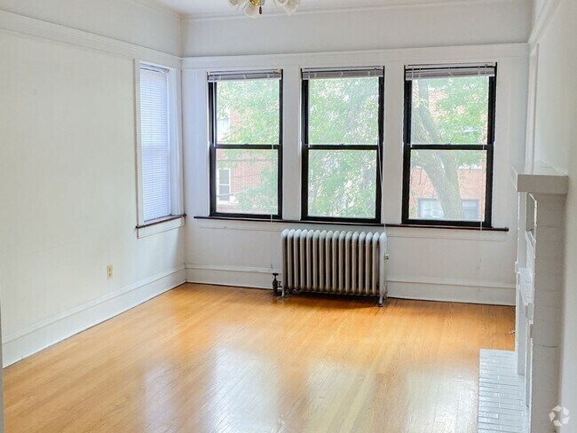 Building Photo - 1456 W Cornelia Ave Unit 3 Rental