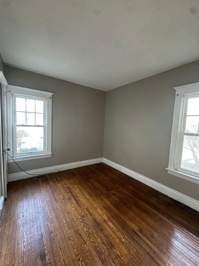 Photo - 98 Inwood Pl Unit 2