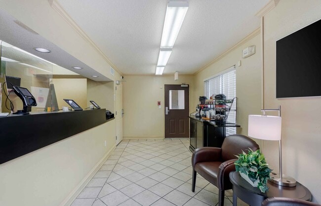 Furnished Studio-Nashville - Franklin - Cool Springs