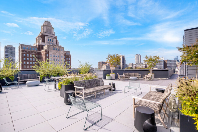 Rooftop Deck - Amble Apartments