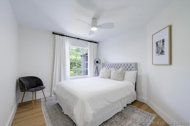 Photo - 32 Admirals Ct
