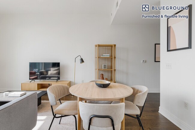 Photo - 301 Brazos St Unidad SI FL15-ID206