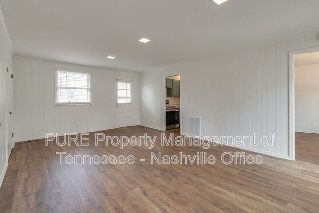 Photo - 1001 Glendale Ln Unit A