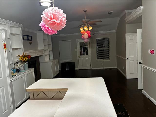 Photo - 520 Kelley Ct