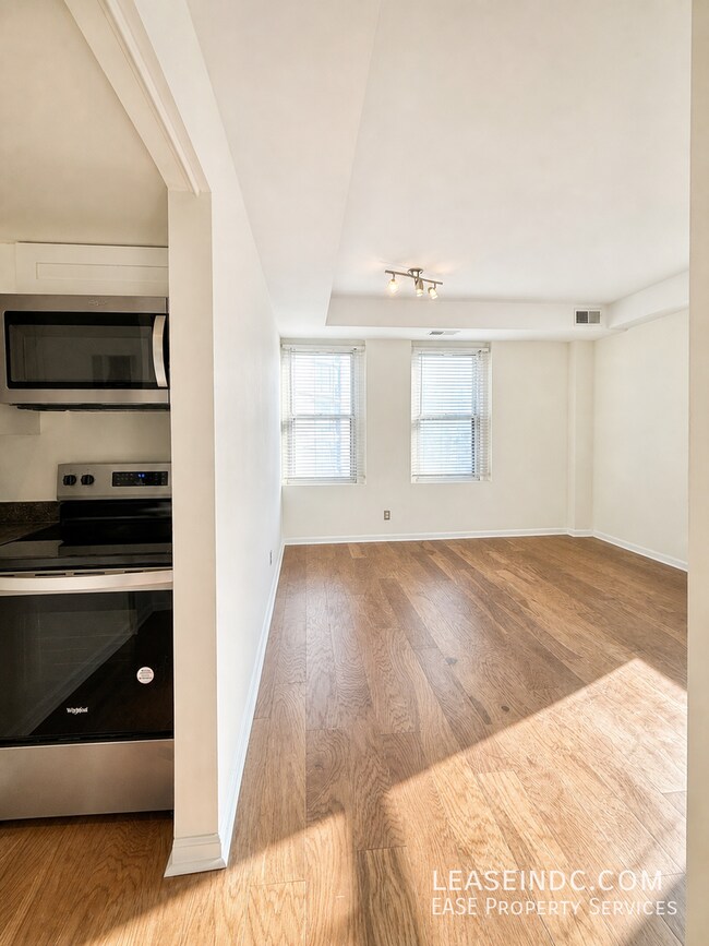 Photo - 1133 13th St NW Unit #605