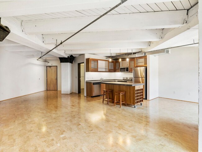 Photo - Marshall Wells - North facing Pearl District Loft w/parking/storage/ac Unit MW202