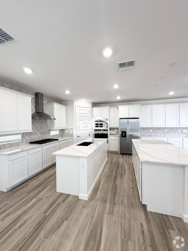 Building Photo - 7431 W Whitehorn Trail Rental