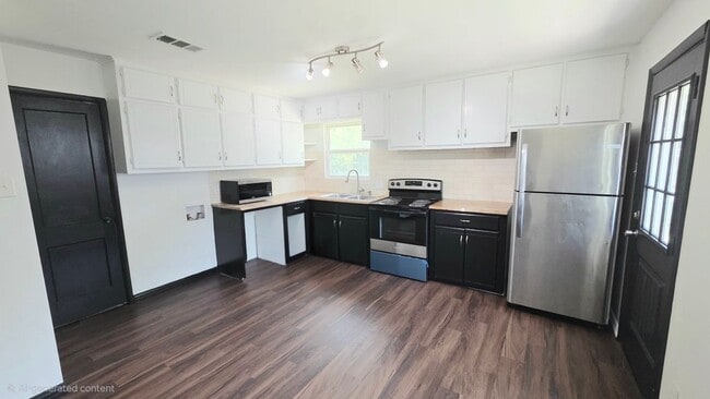 Photo - 2616 Marbella Ln