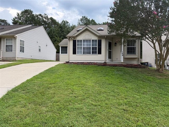Photo - 146 Rain Tree Way