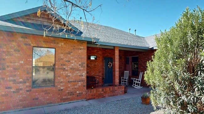 Photo - 1022 Mimosa Ave