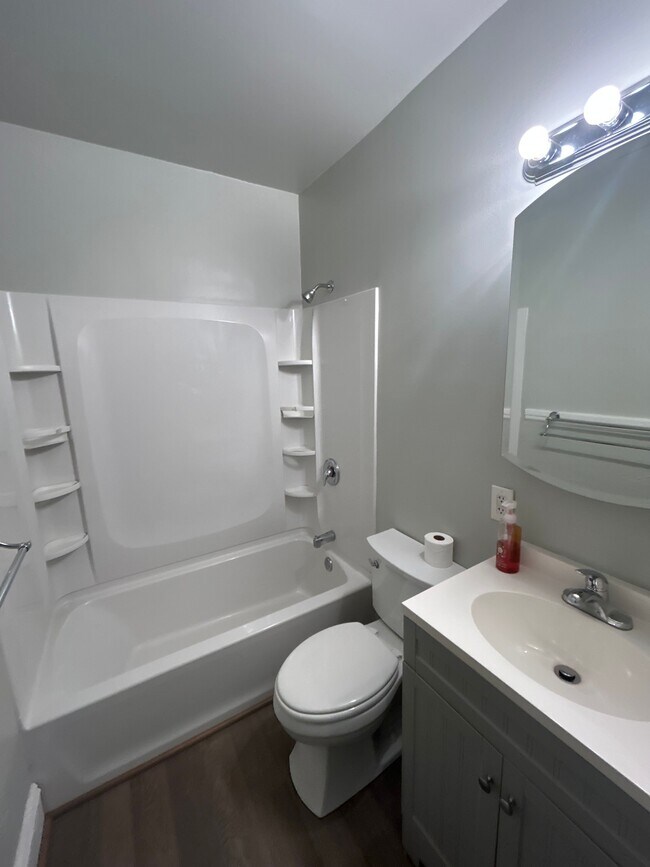 647 Eddy Rd