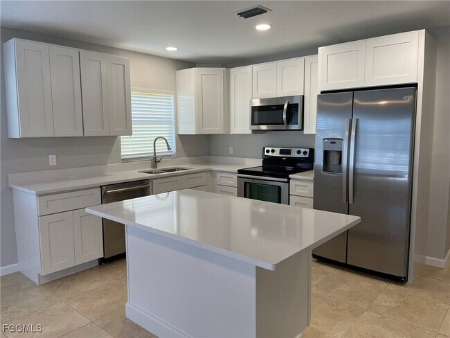 Photo - 608 SE 46th Ln Unit 8