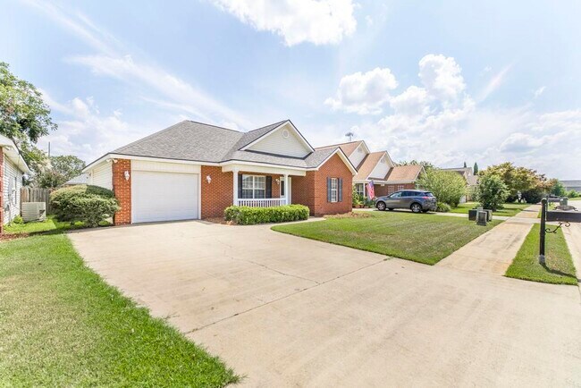 Photo - 104 Cello Ln