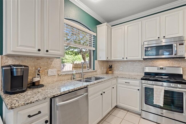 Photo - 4129 Travis Country Cir