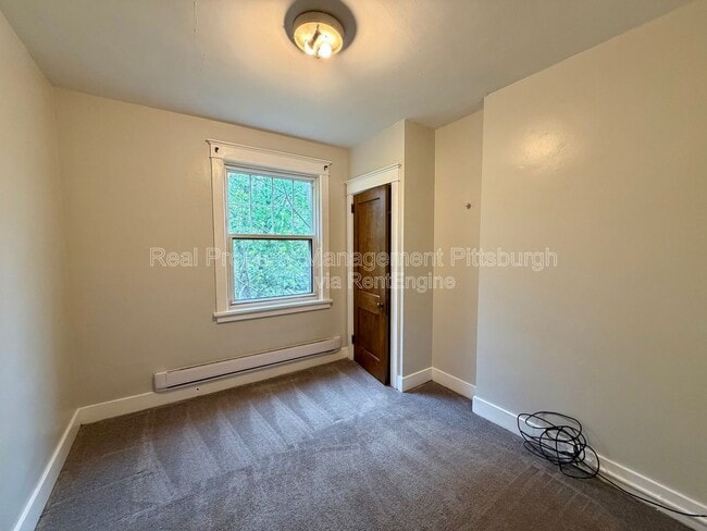 Photo - 5550 Wilkins Ave