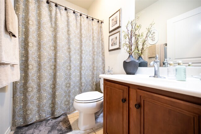 Photo - 26318 Cedar Pine Dr